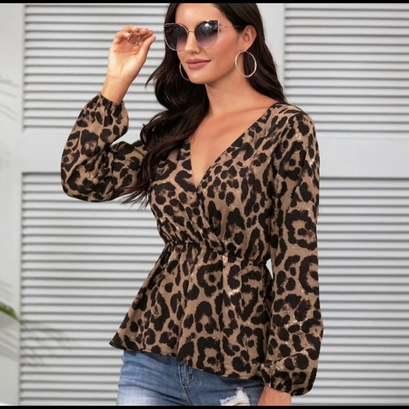 Leopard Blouse - Picture 2 of 4
